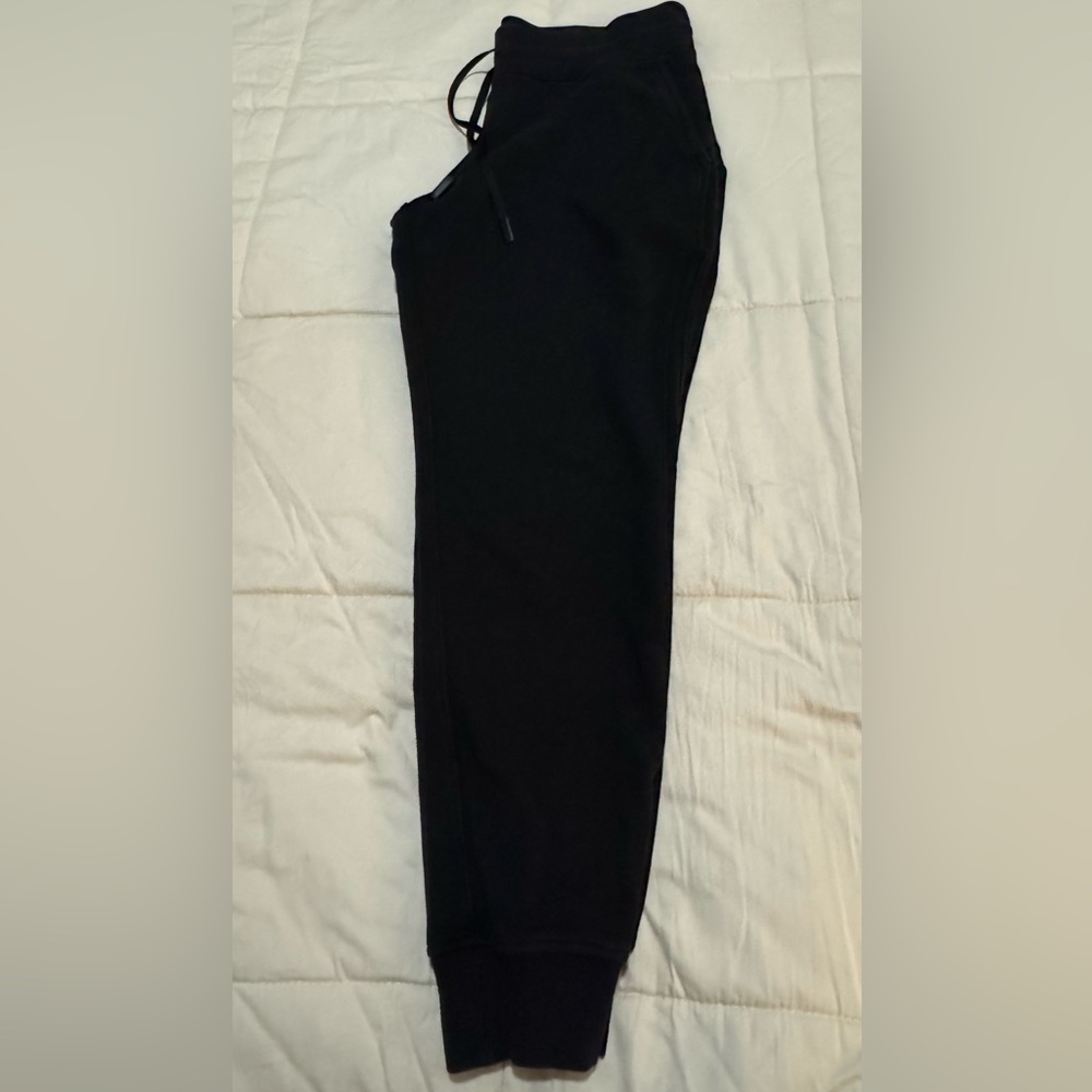 Lululemon Black scuba Joggers